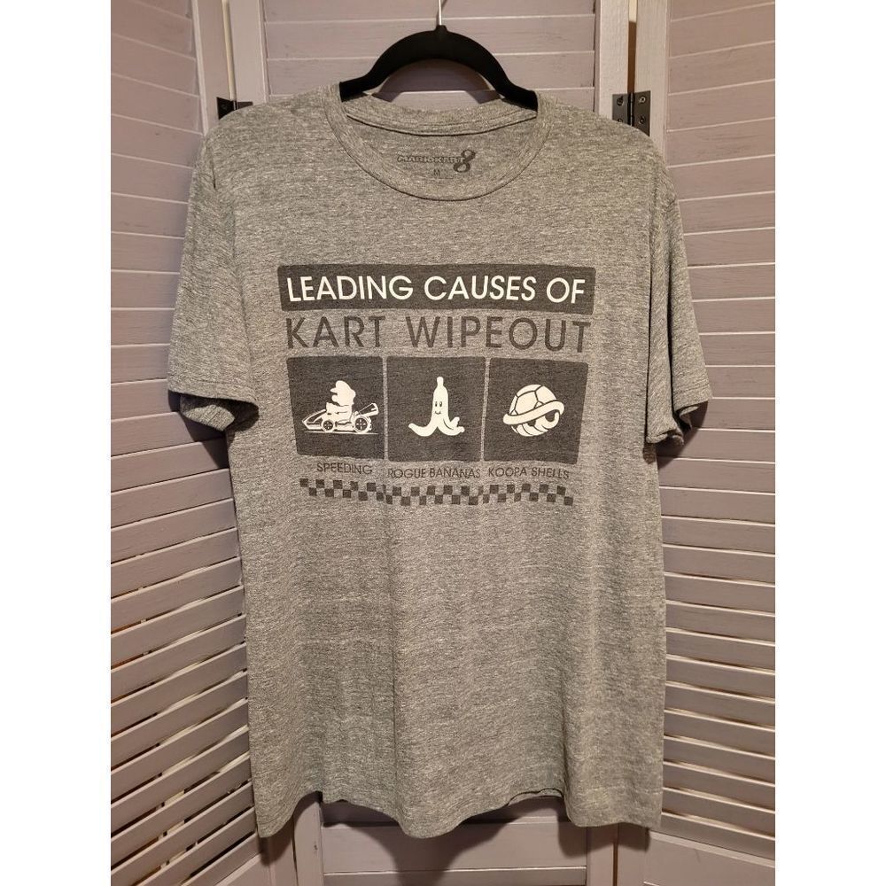Nintendo Mario Kart 'Leading Cause of Kart Wipeout' Grey Graphic T-shirt- Size M